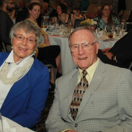 42ff4b861eaaac7e9e8eb821