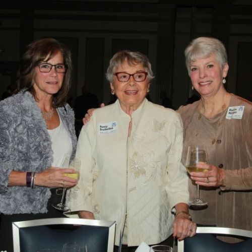 663a84c4ad0c1993e9240a60